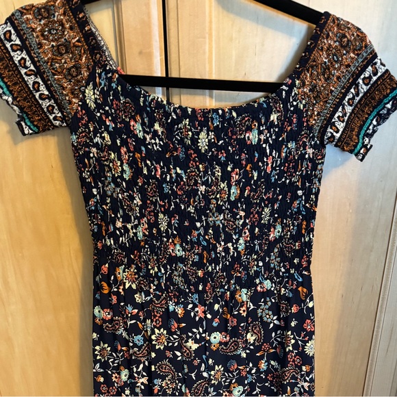 SHEIN Multicolor Floral Smocked Sun Dress With Side Slit - Picture 9 of 11